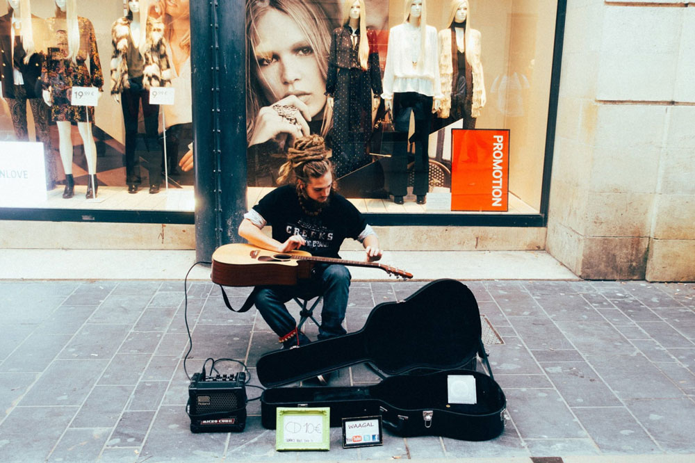 Musicien de rue, Rue Saint-Catherine, Bordeaux